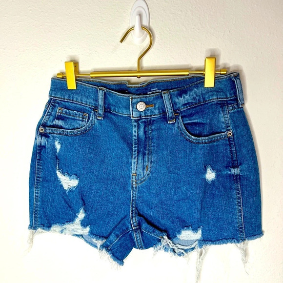 🆕 Old Navy Mid Rise Boyfriend Jean Shorts - Picture 1 of 8